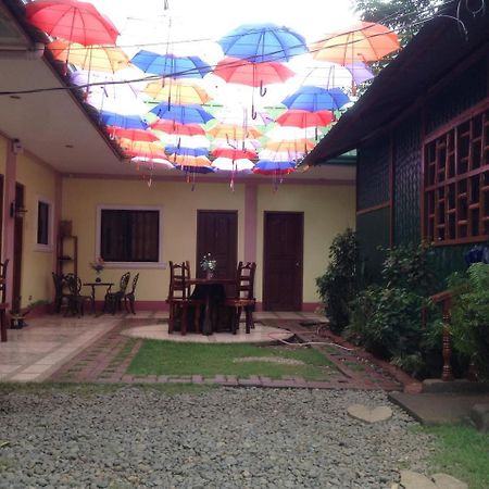 Tia Mers Guest House Puerto Princesa Εξωτερικό φωτογραφία