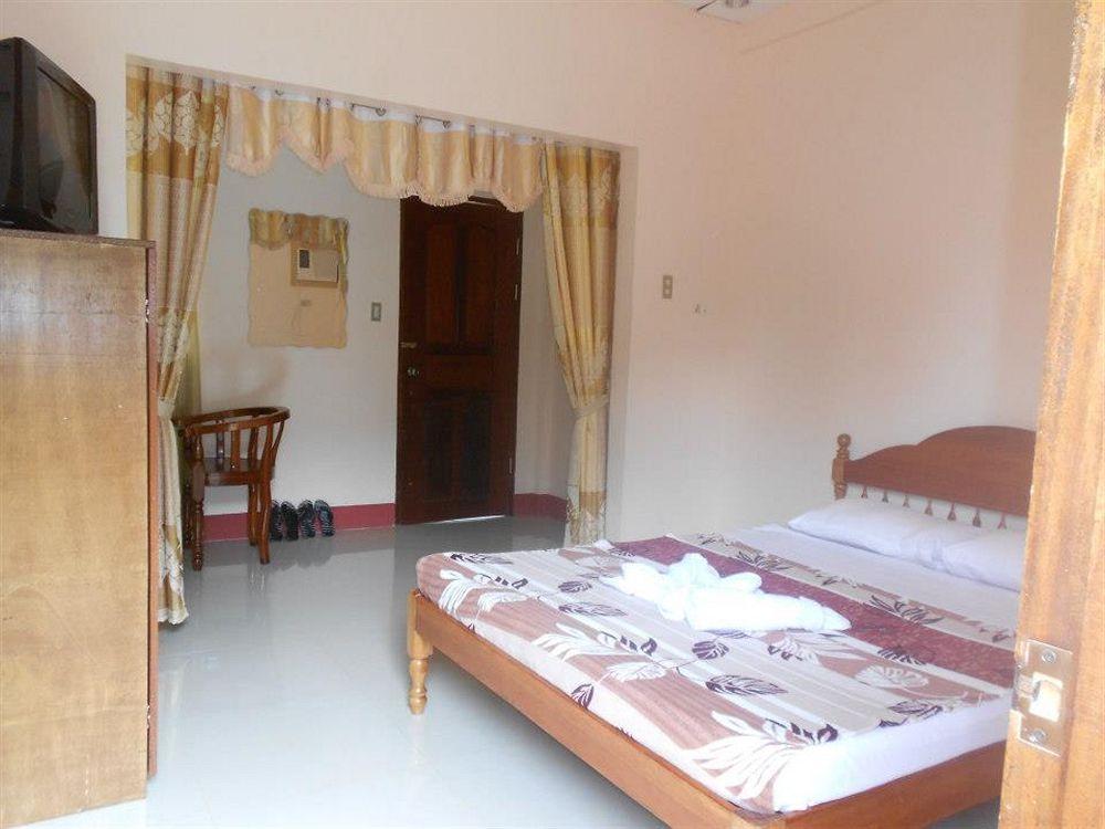 Tia Mers Guest House Puerto Princesa Εξωτερικό φωτογραφία