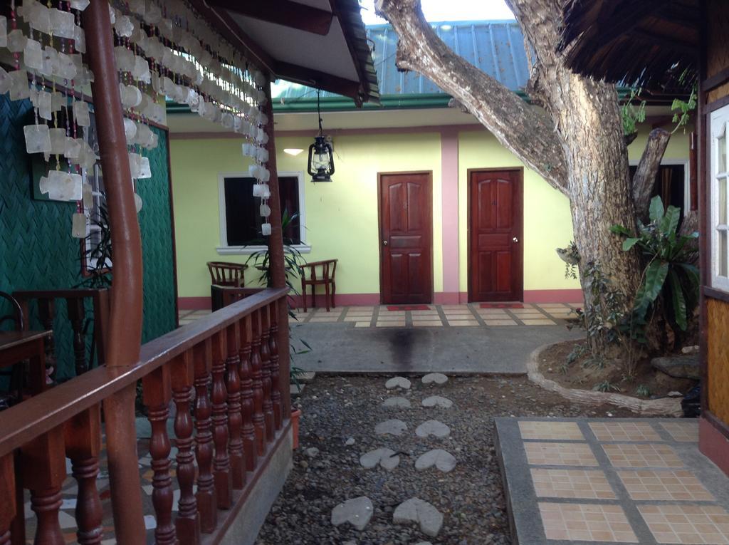 Tia Mers Guest House Puerto Princesa Εξωτερικό φωτογραφία