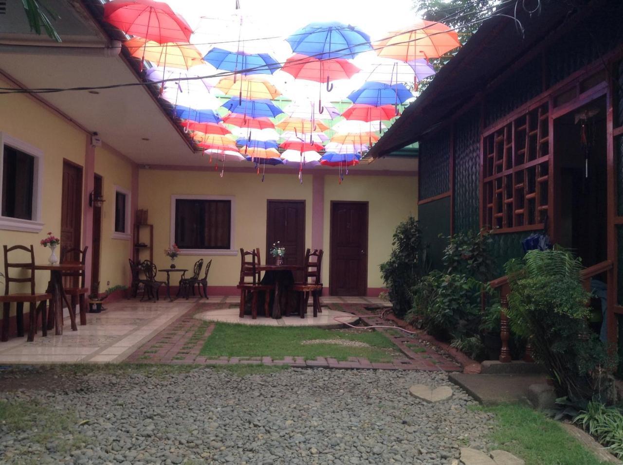 Tia Mers Guest House Puerto Princesa Εξωτερικό φωτογραφία