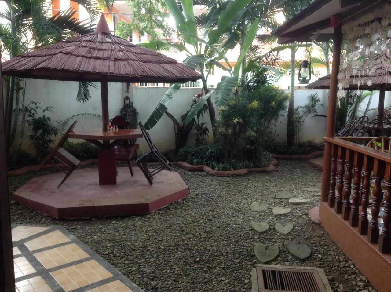 Tia Mers Guest House Puerto Princesa Εξωτερικό φωτογραφία